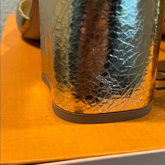 Louis Vuitton Shimmering Gold Sandals - Picture 7 of 12